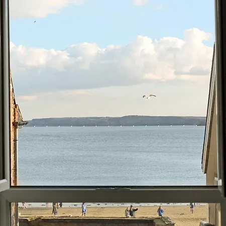 Sea Blue * Scarborough